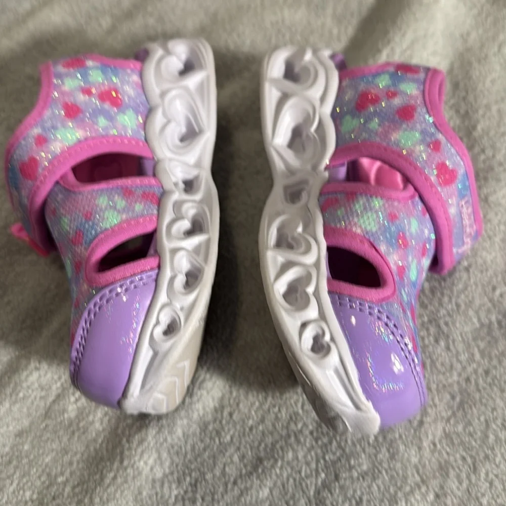 Skechers brighten up